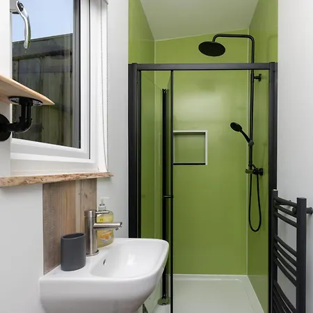 The Pig Arc Apartment Bude